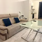 Appart'hotel61 D'ouverture Au Pied De Tous Commerces & Commodites Ainsi Que Marche Mercredi & Samedi