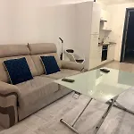 Appart'hotel61 D'ouverture Au Pied De Tous Commerces & Commodites Ainsi Que Marche Mercredi & Samedi