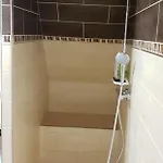 Apartmán Appart'hotel61 D'ouverture Au Pied De Tous Commerces & Commodites Ainsi Que Marche Mercredi & Samedi
