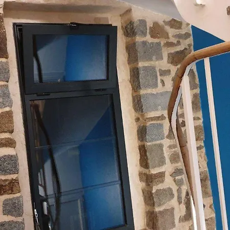 Appart'hotel61 D'ouverture Au Pied De Tous Commerces & Commodites Ainsi Que Marche Mercredi & Samedi Apartmán
