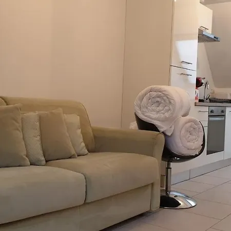 Apartmán Appart'hotel61 D'ouverture Au Pied De Tous Commerces & Commodites Ainsi Que Marche Mercredi & Samedi *