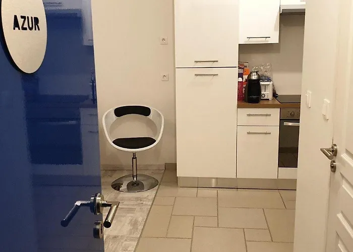 Appart'hotel61 D'ouverture Au Pied De Tous Commerces & Commodites Ainsi Que Marche Mercredi & Samedi * פלר