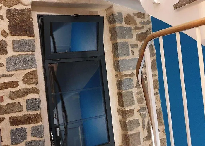 Appart'hotel61 D'ouverture Au Pied De Tous Commerces & Commodites Ainsi Que Marche Mercredi & Samedi דירה