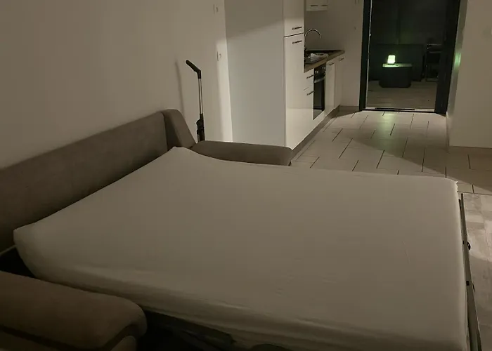 דירה Appart'hotel61 D'ouverture Au Pied De Tous Commerces & Commodites Ainsi Que Marche Mercredi & Samedi פלר