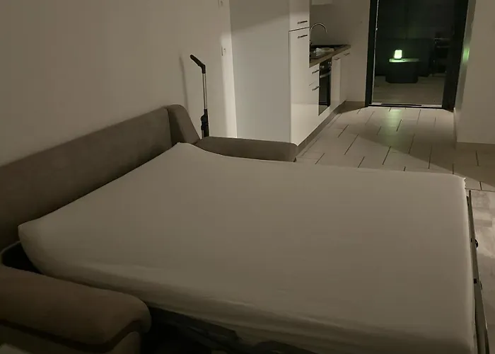 דירה Appart'hotel61 D'ouverture Au Pied De Tous Commerces & Commodites Ainsi Que Marche Mercredi & Samedi פלר