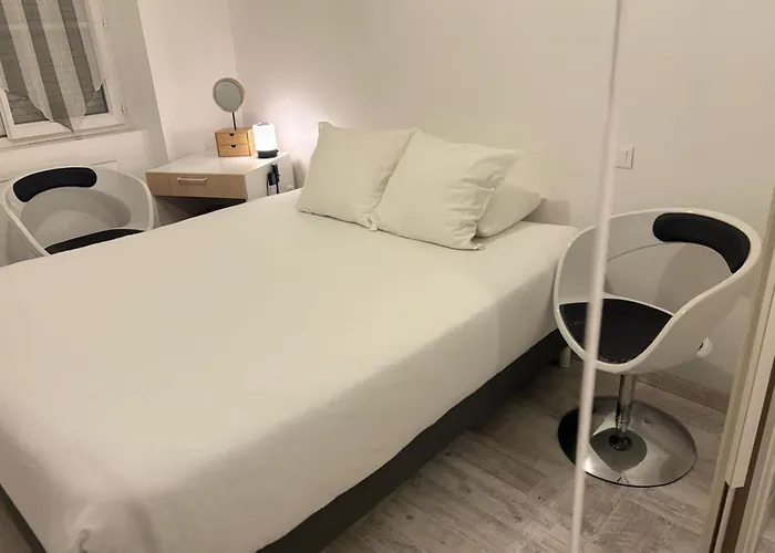 דירה Appart'hotel61 D'ouverture Au Pied De Tous Commerces & Commodites Ainsi Que Marche Mercredi & Samedi פלר